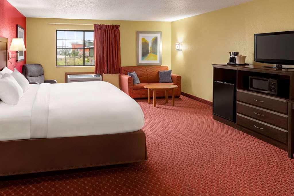 Hotel Baymont By Wyndham Cedar Rapids Pokój zdjęcie