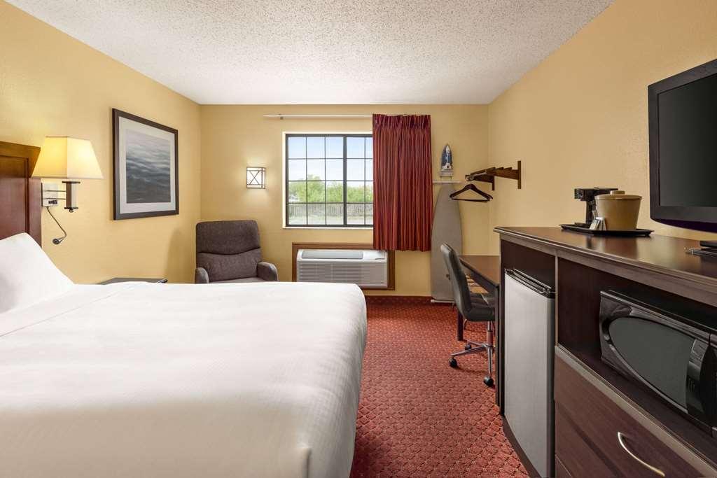 Hotel Baymont By Wyndham Cedar Rapids Pokój zdjęcie